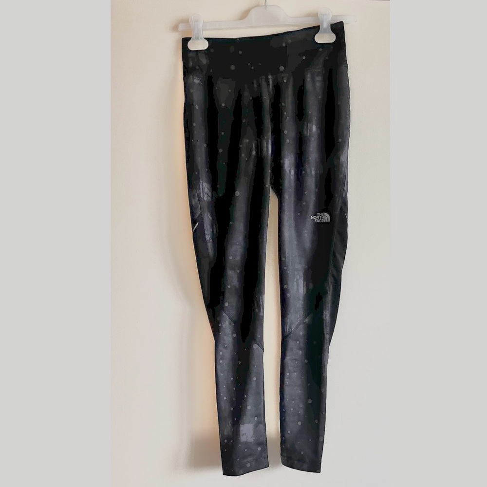 BNWOT NORTH FACE BLACK LEGGINGS